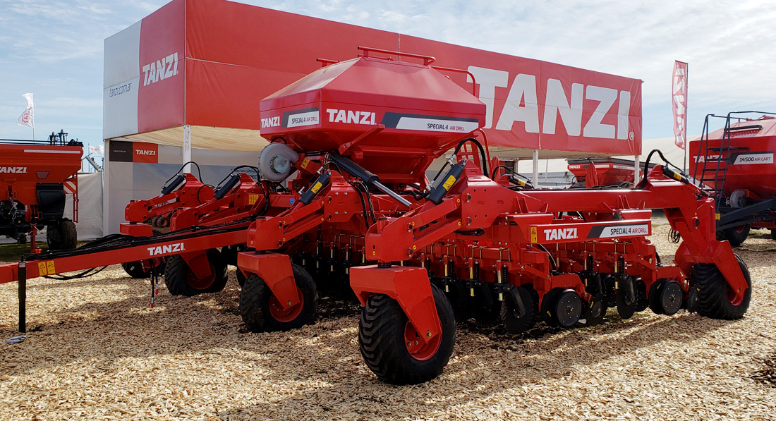 Tanzi presentó la nueva sembradora Special 4 Air Drill